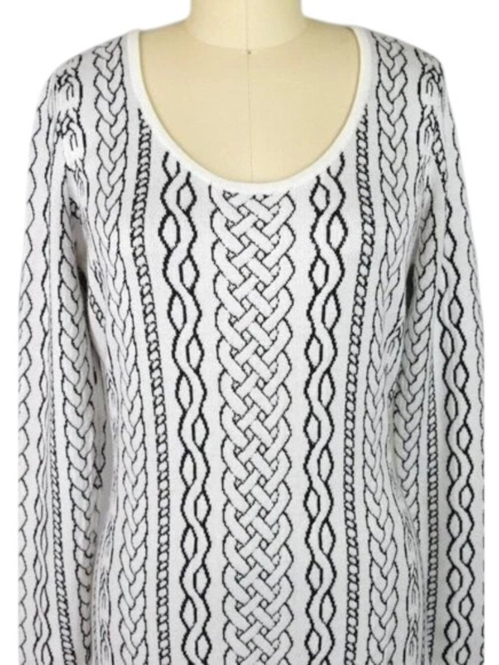 CALVIN KLEIN CABLE PRINT WHITE LONG SLEEVE SWEATER DRESS - Picture 4 of 9